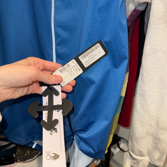 Off white athletic shirt men’s - Picture 2 of 3